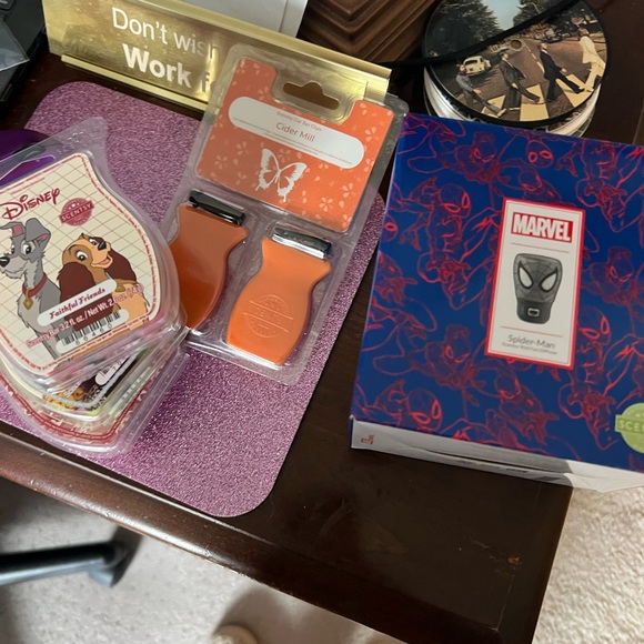 Scentsy Other - ScentsY bundle